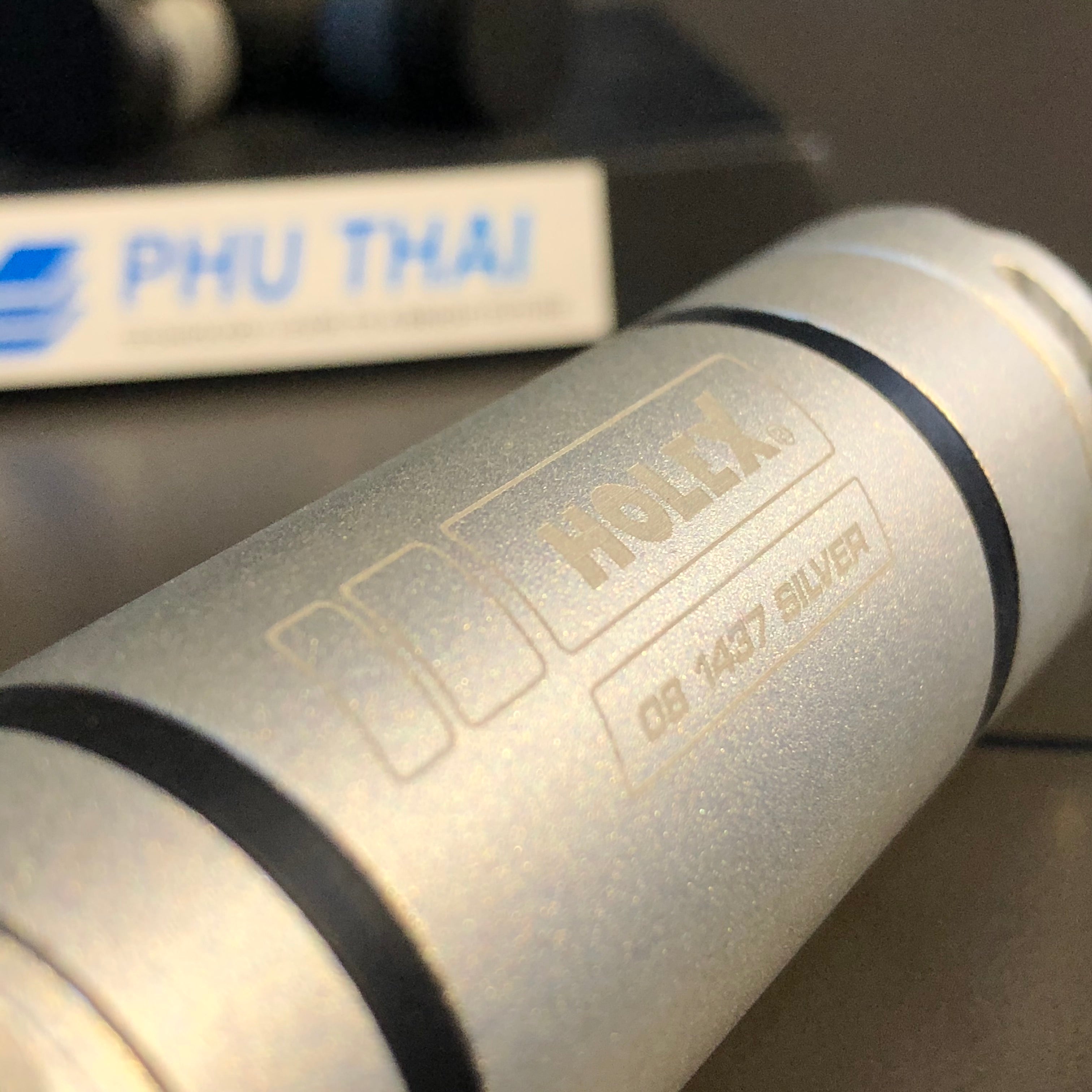 ĐÈN PIN CHIẾU SÁNG CÔNG NGHIỆP HOLEX 081437 SILVER
