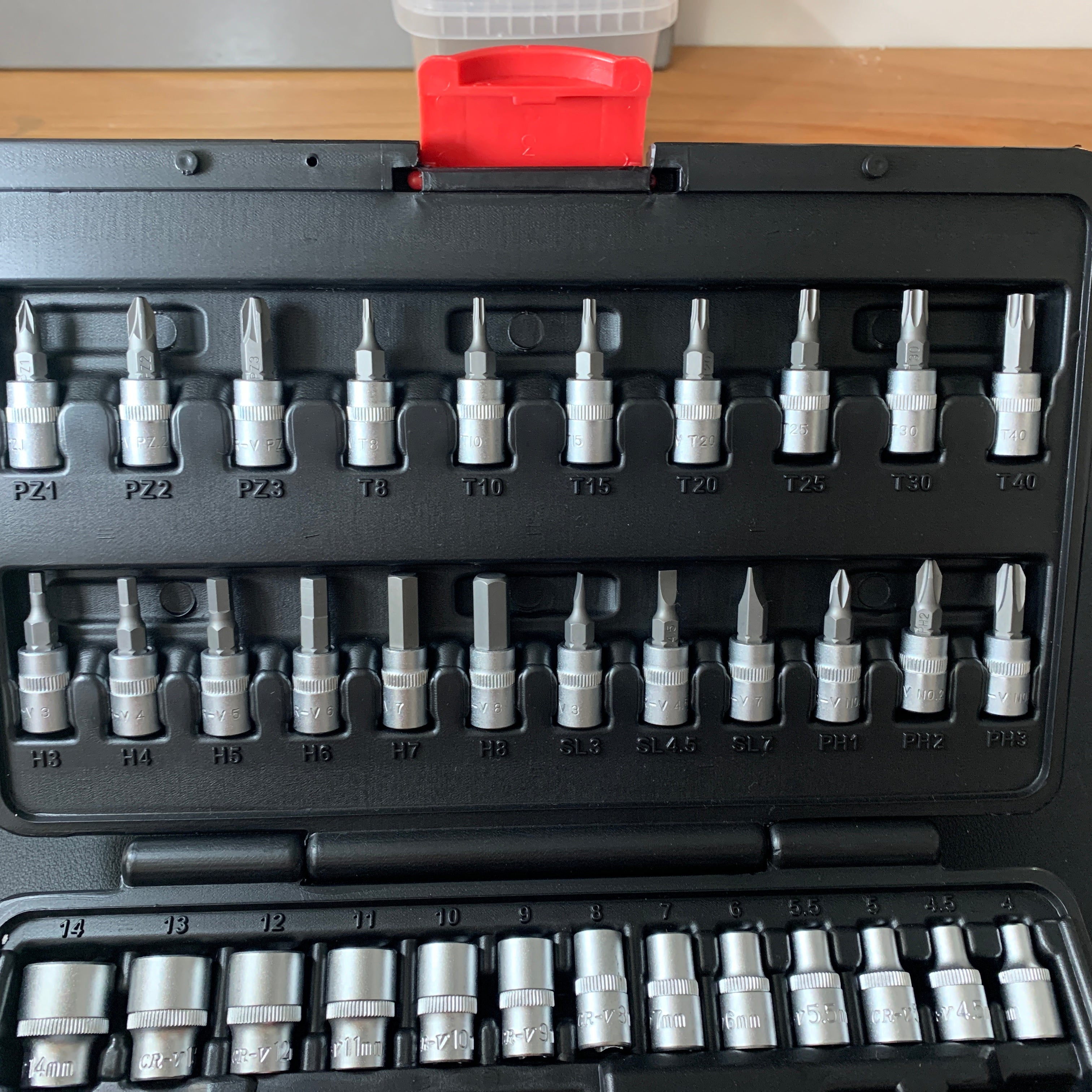 BỘ DỤNG CỤ SỬA CHỮA ĐA NĂNG HOLEX 630002 46 CHI TIẾT