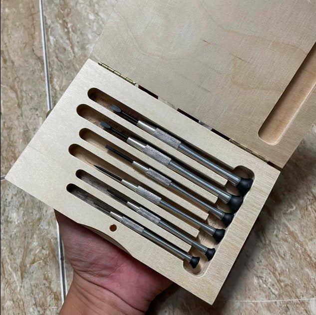 Bộ tua vít Holex cho thợ sửa đồng hồ gồm 6 cây với tay cầm nhôm đựng trong hộp gỗ