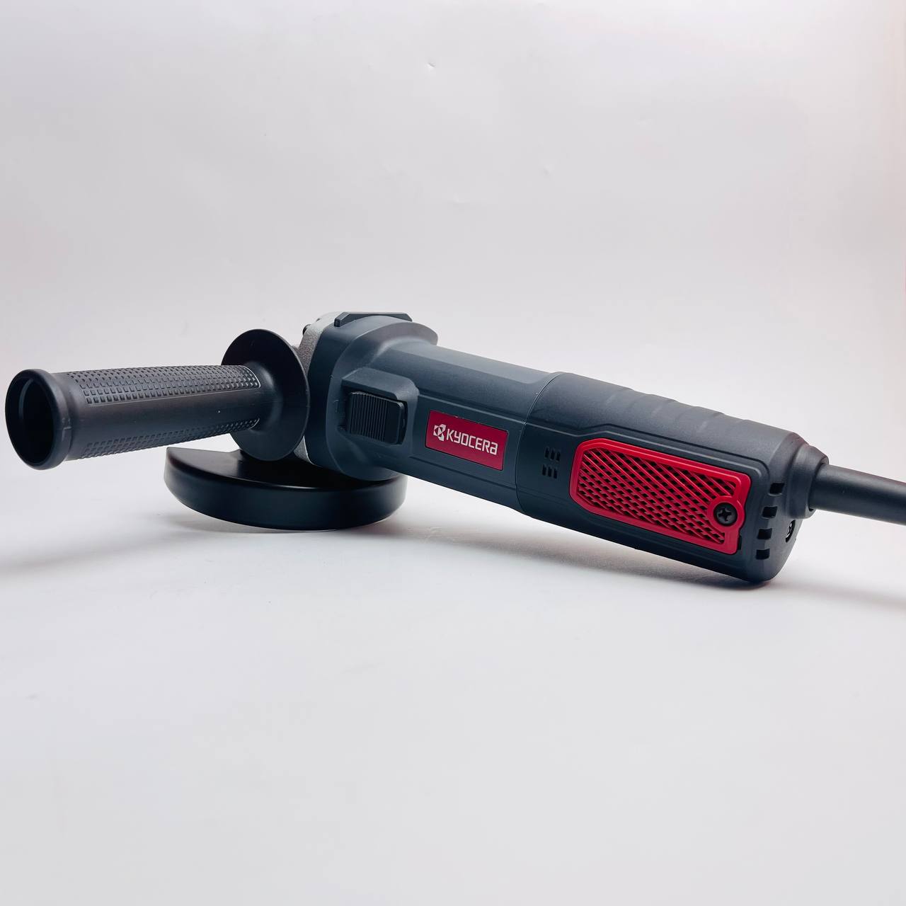 Máy mài góc 100mm dùng điện Kyocera AG1000 900W