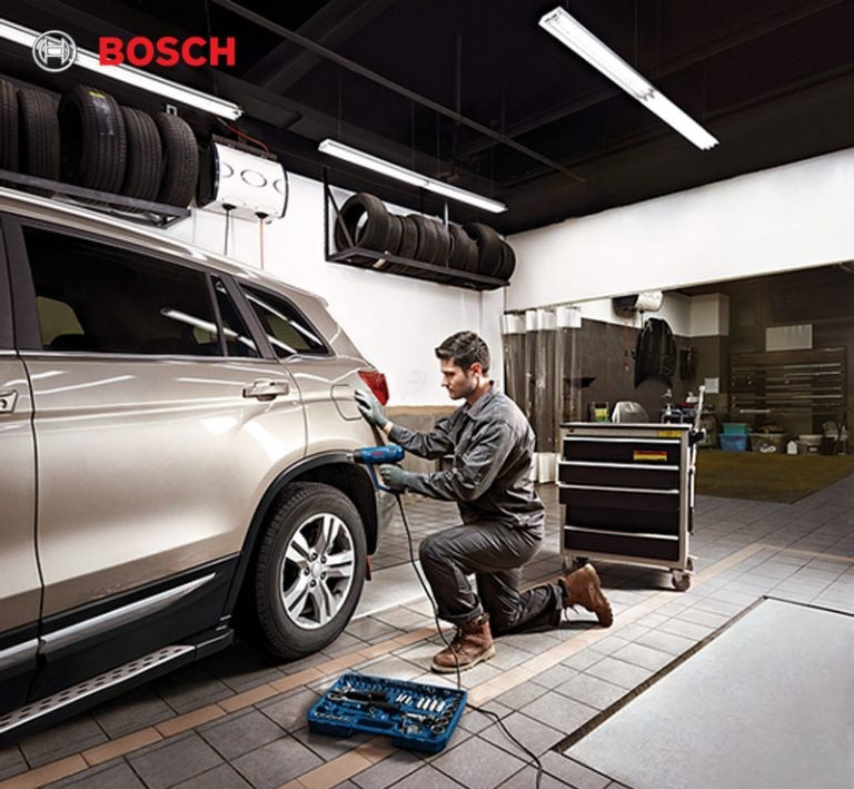 Máy thổi hơi nóng dùng điện Bosch GHG 18-60