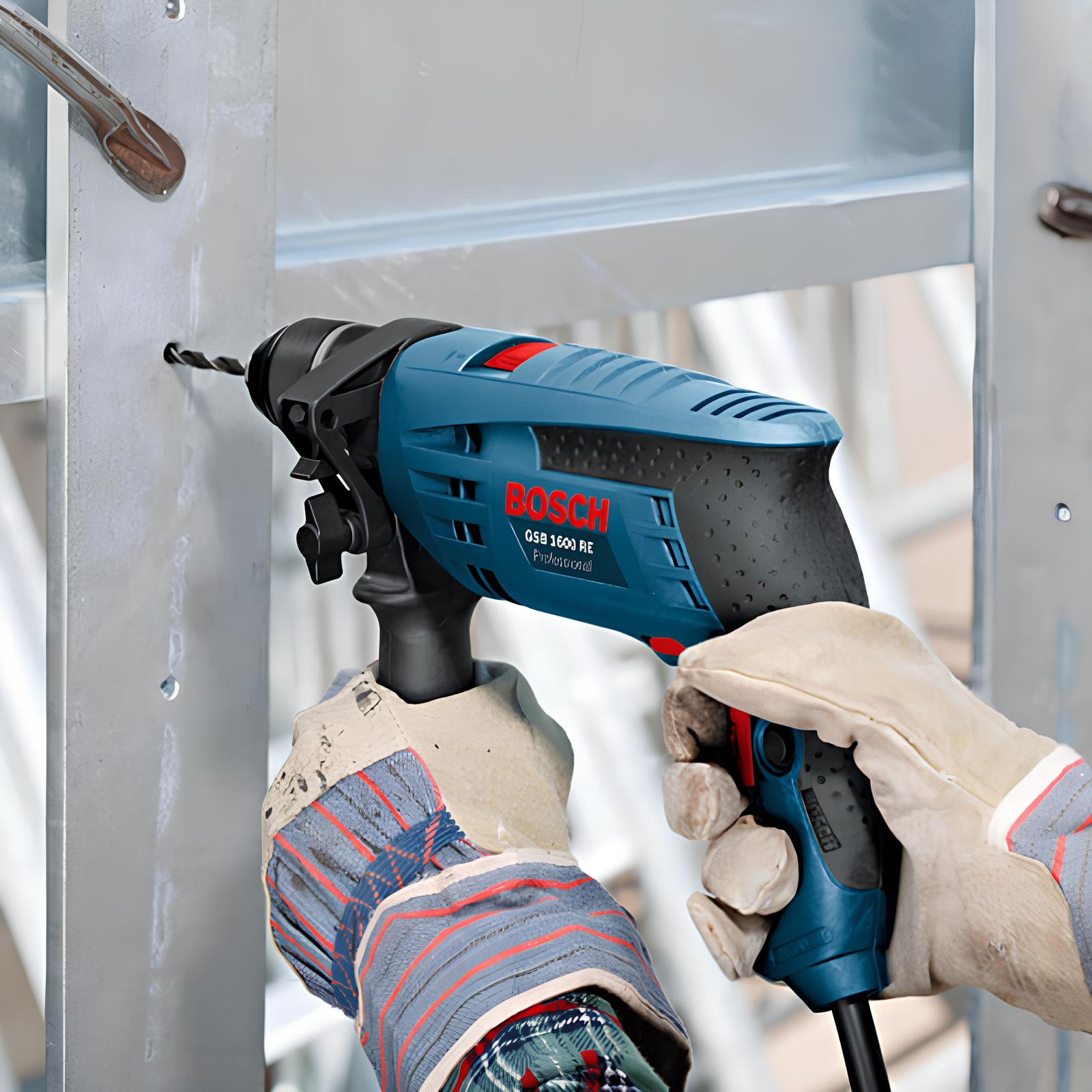 Máy khoan búa động lực dùng điện Bosch GSB 16RE (XUẤT XỨ MALAYSIA)