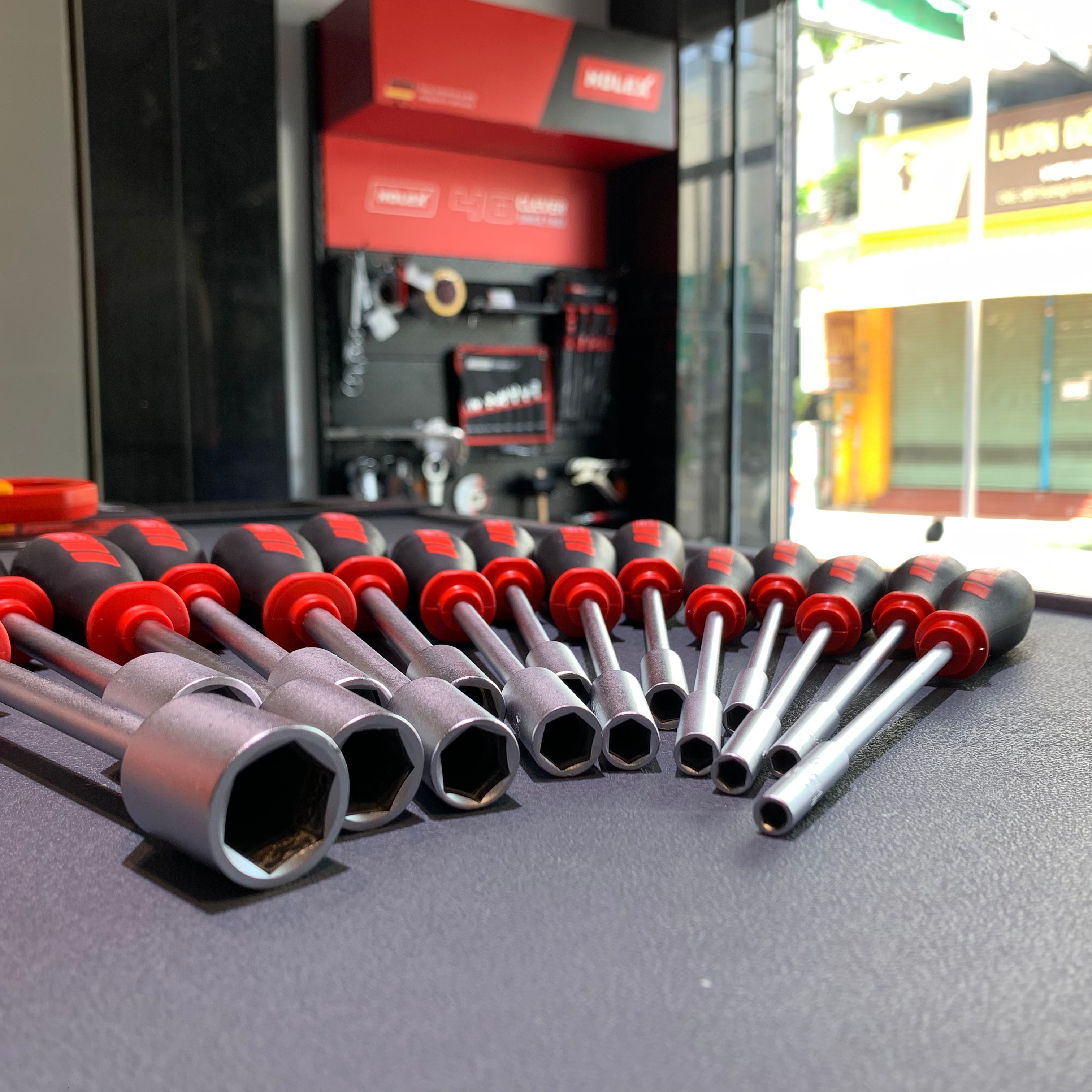 Bộ 15 tua vít vặn bulong 6 cạnh Holex 622211 15