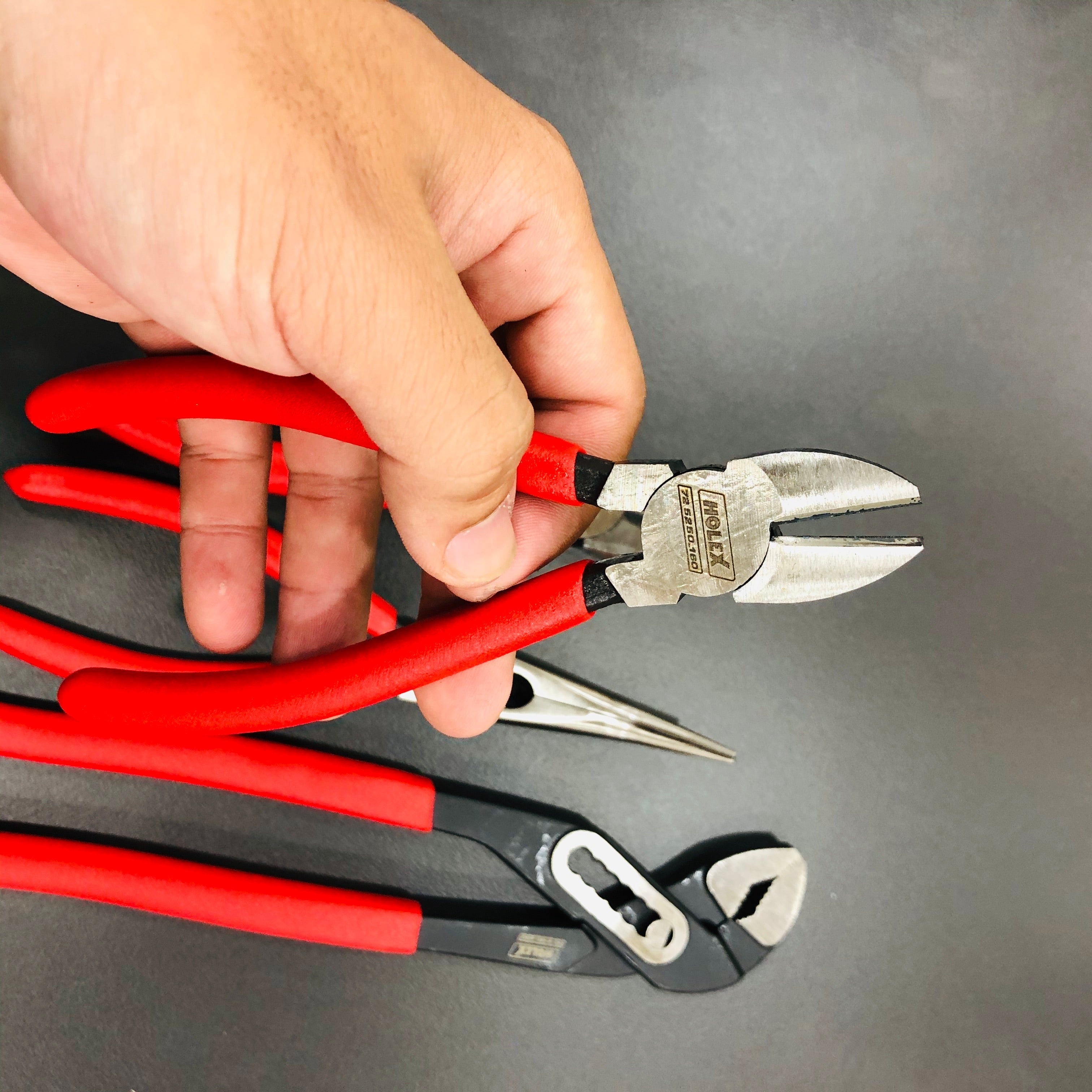 BỘ 4 KÌM HOLEX CÁN BỌC NHỰA ĐỎ